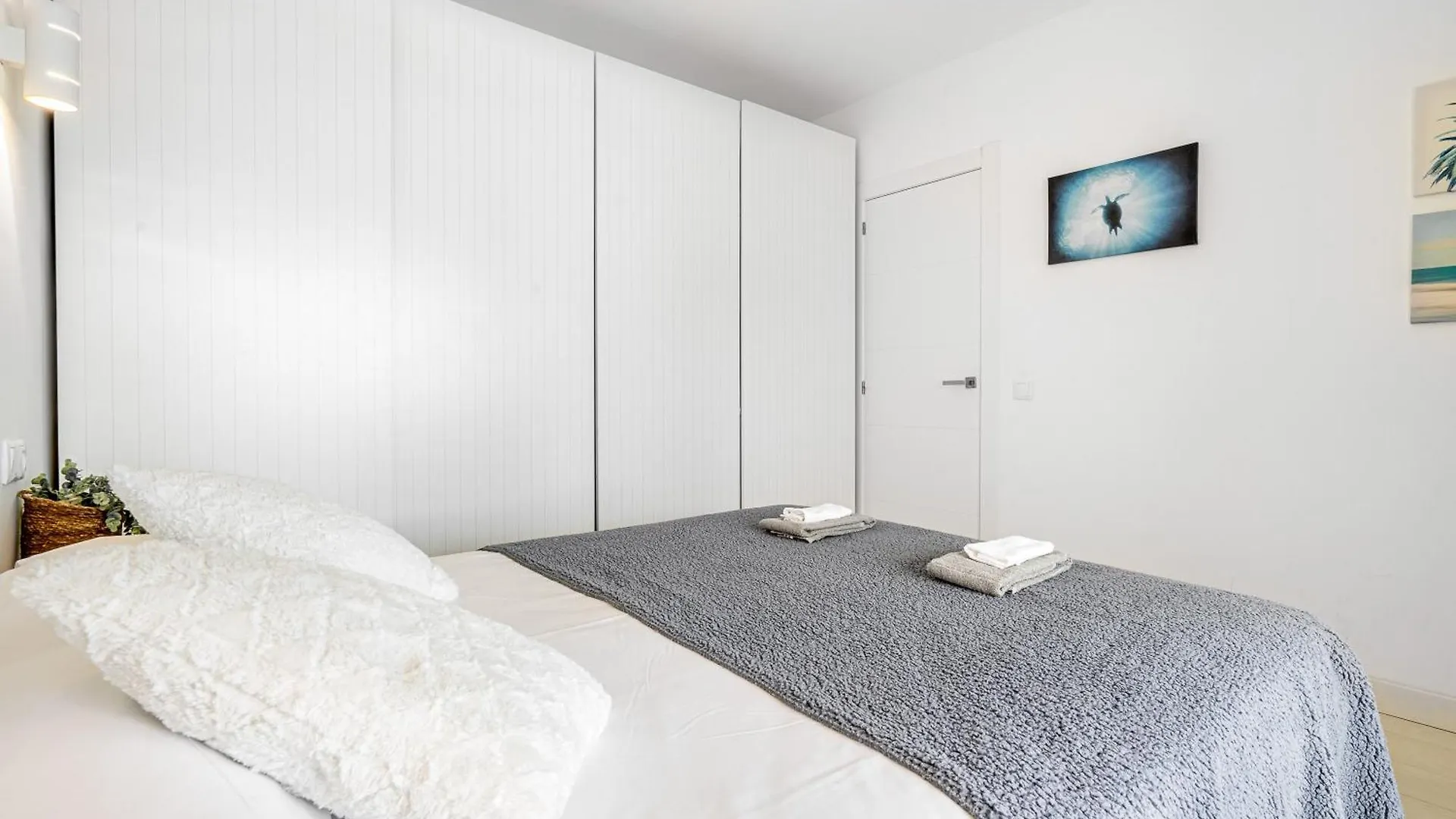 Apartamento Frente Al Canal Con Terraza Empuriabrava 0*,  Spagna