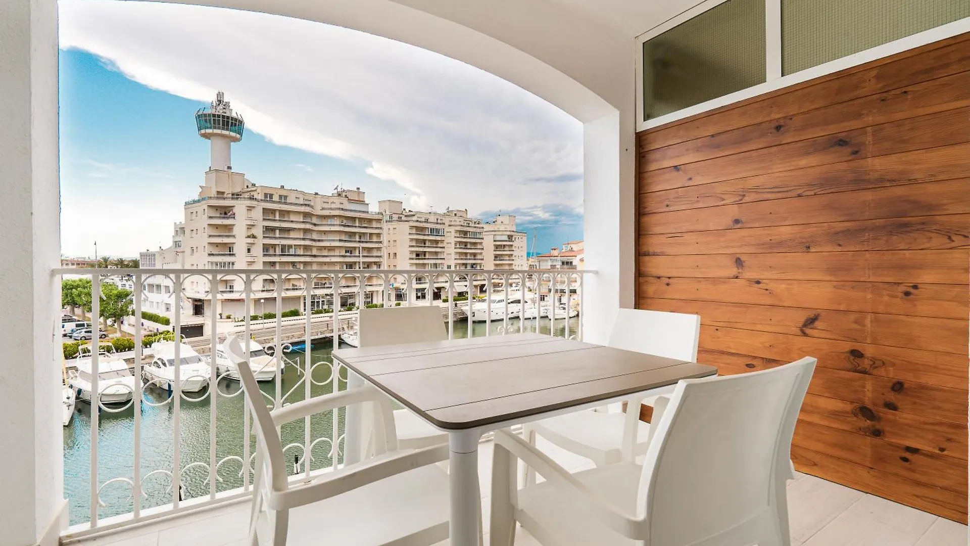 Appartamento Apartamento Frente Al Canal Con Terraza Empuriabrava Spagna