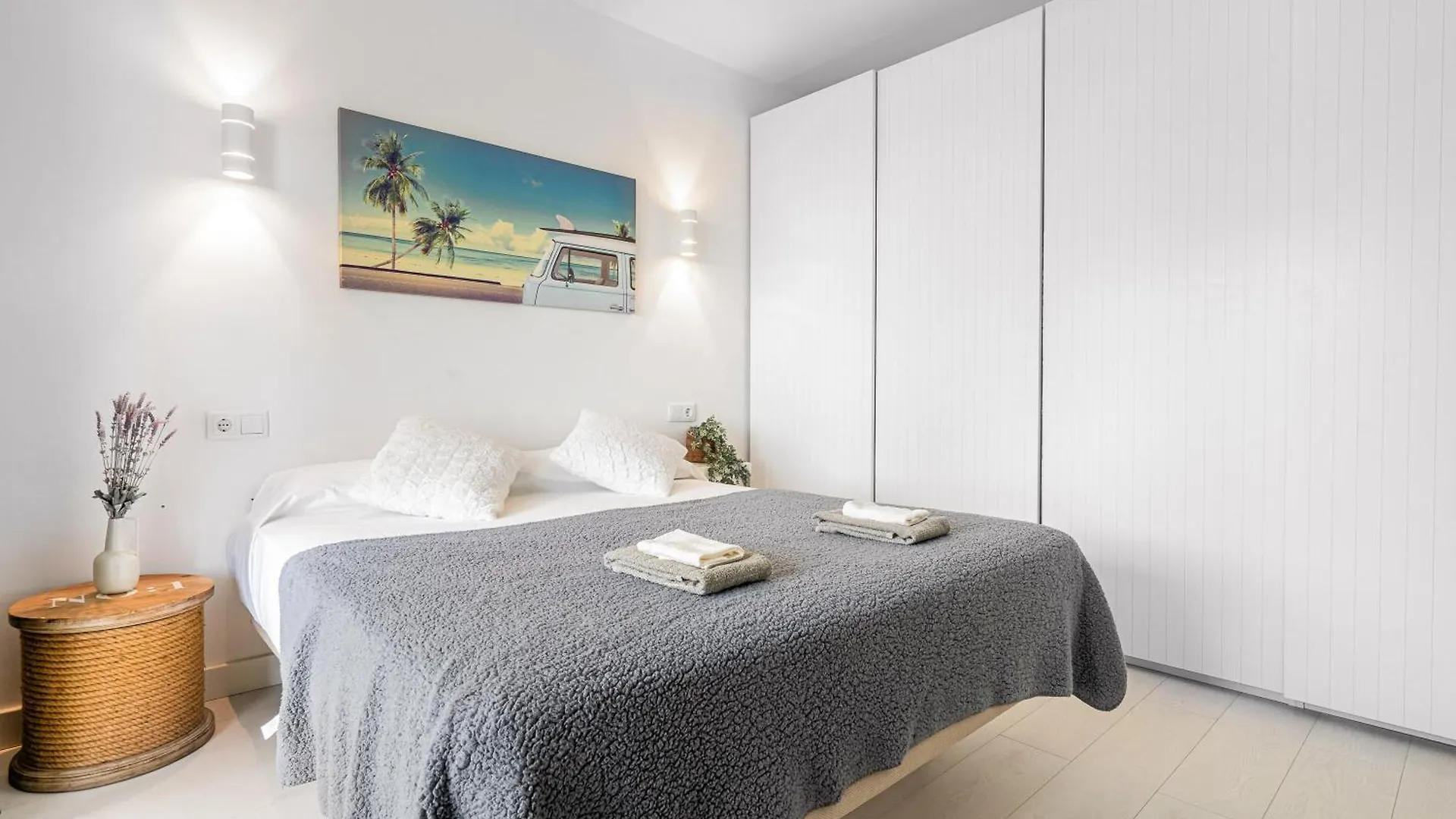 Apartamento Frente Al Canal Con Terraza Empuriabrava