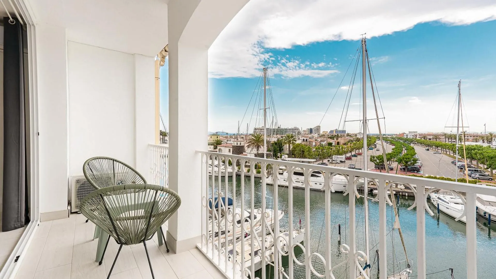 Apartamento Frente Al Canal Con Terraza Empuriabrava Appartamento