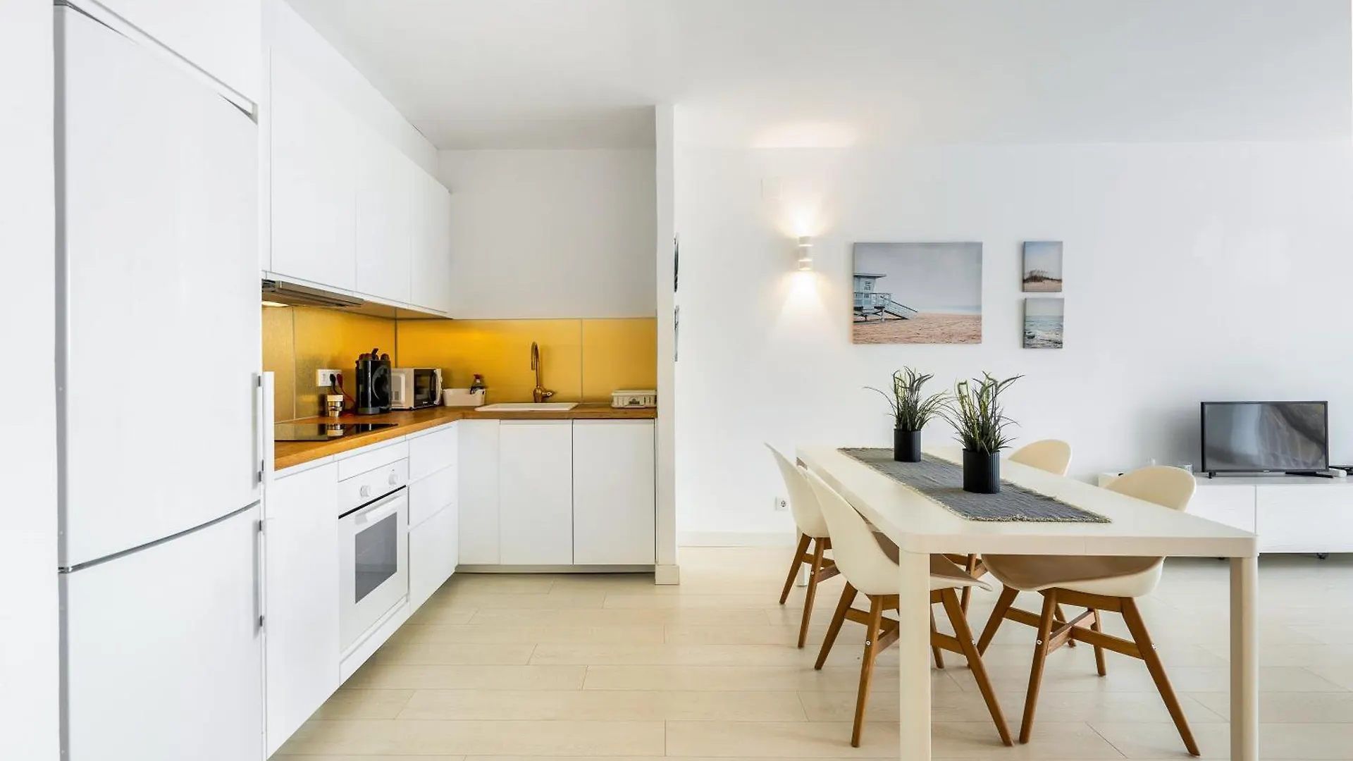 Apartamento Frente Al Canal Con Terraza Empuriabrava Spagna